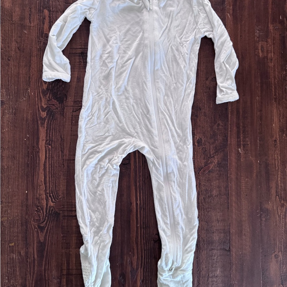 Kyte Baby White Kids One Piece